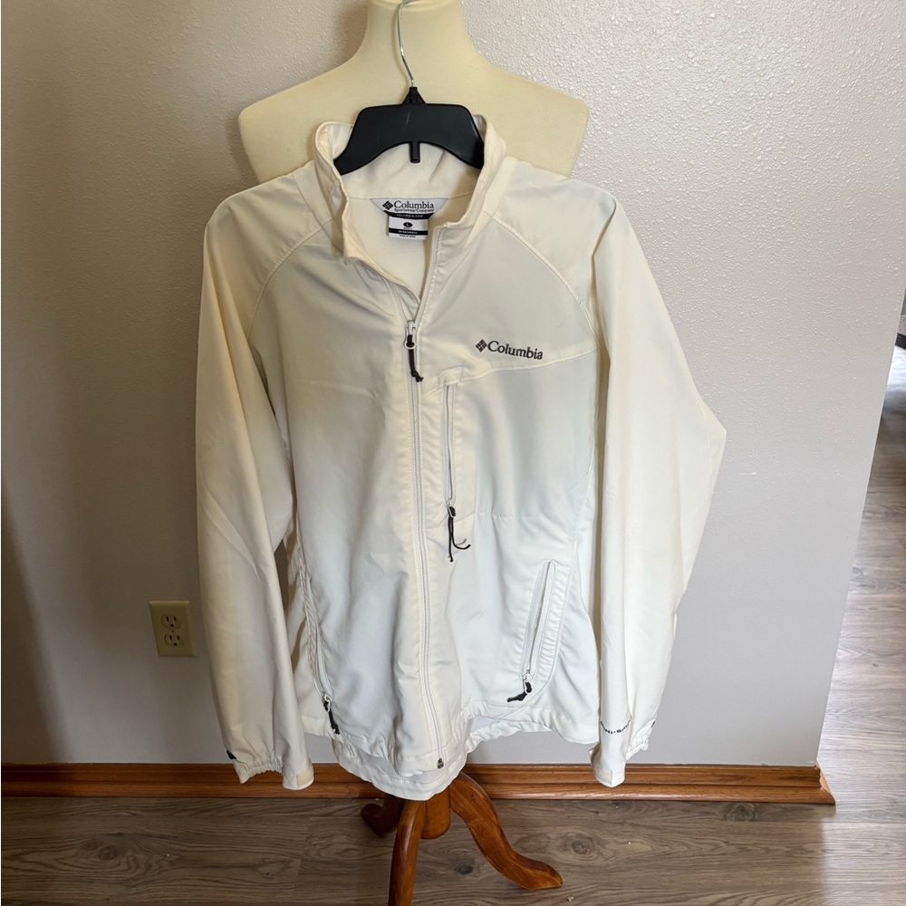Columbia Cream Zip-Up Jacket